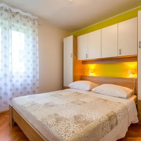 Konukevi Matea, 3*