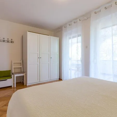 Matea, Guest house Mali Losinj